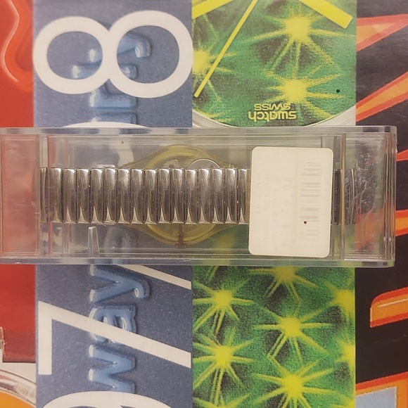 Swatch Watch RED LINE GK118 1990 Standard Gents new old stock in case - Picture 5 of 7